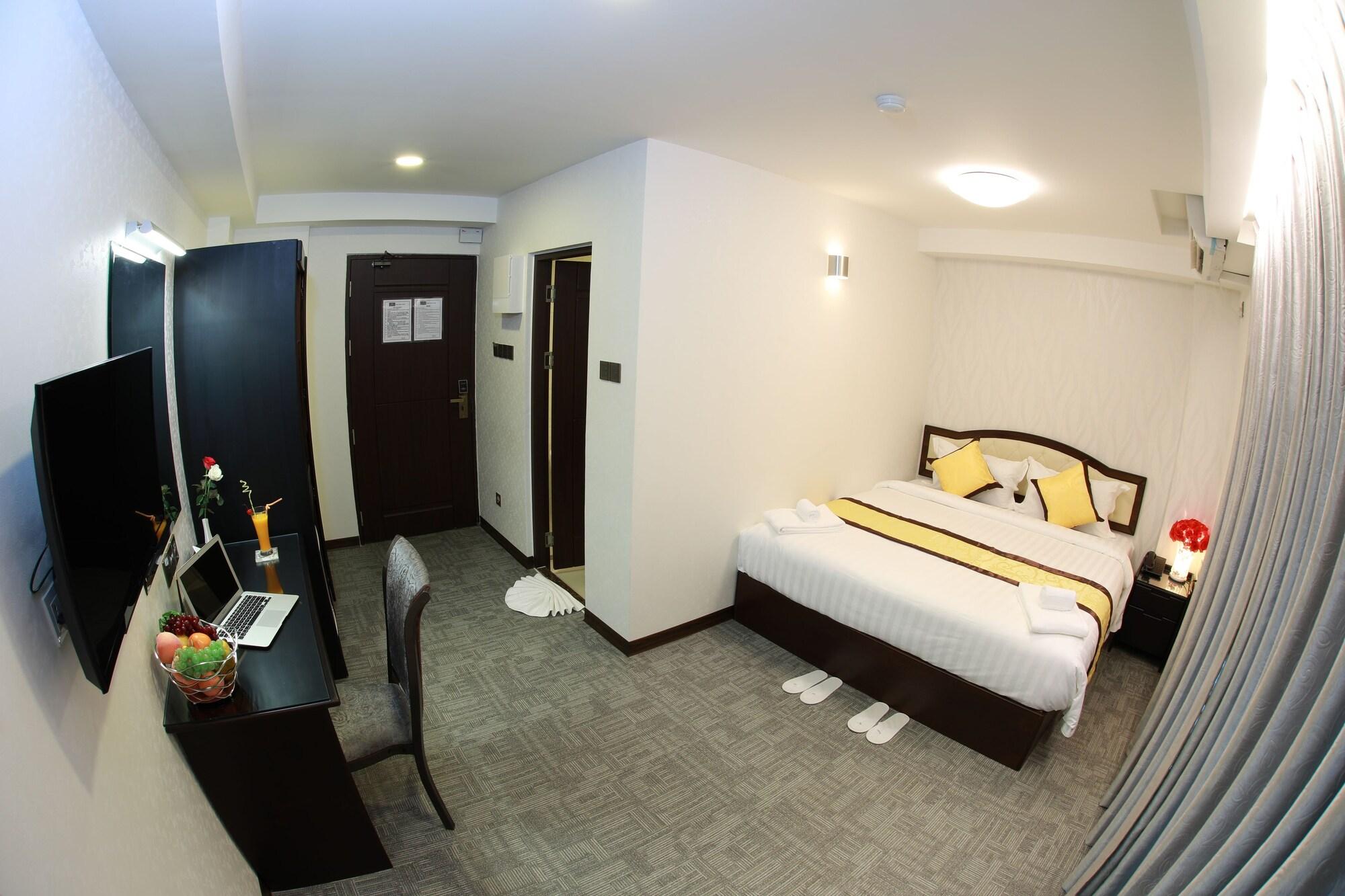 Rose Palace Hotel Yangon Exterior photo
